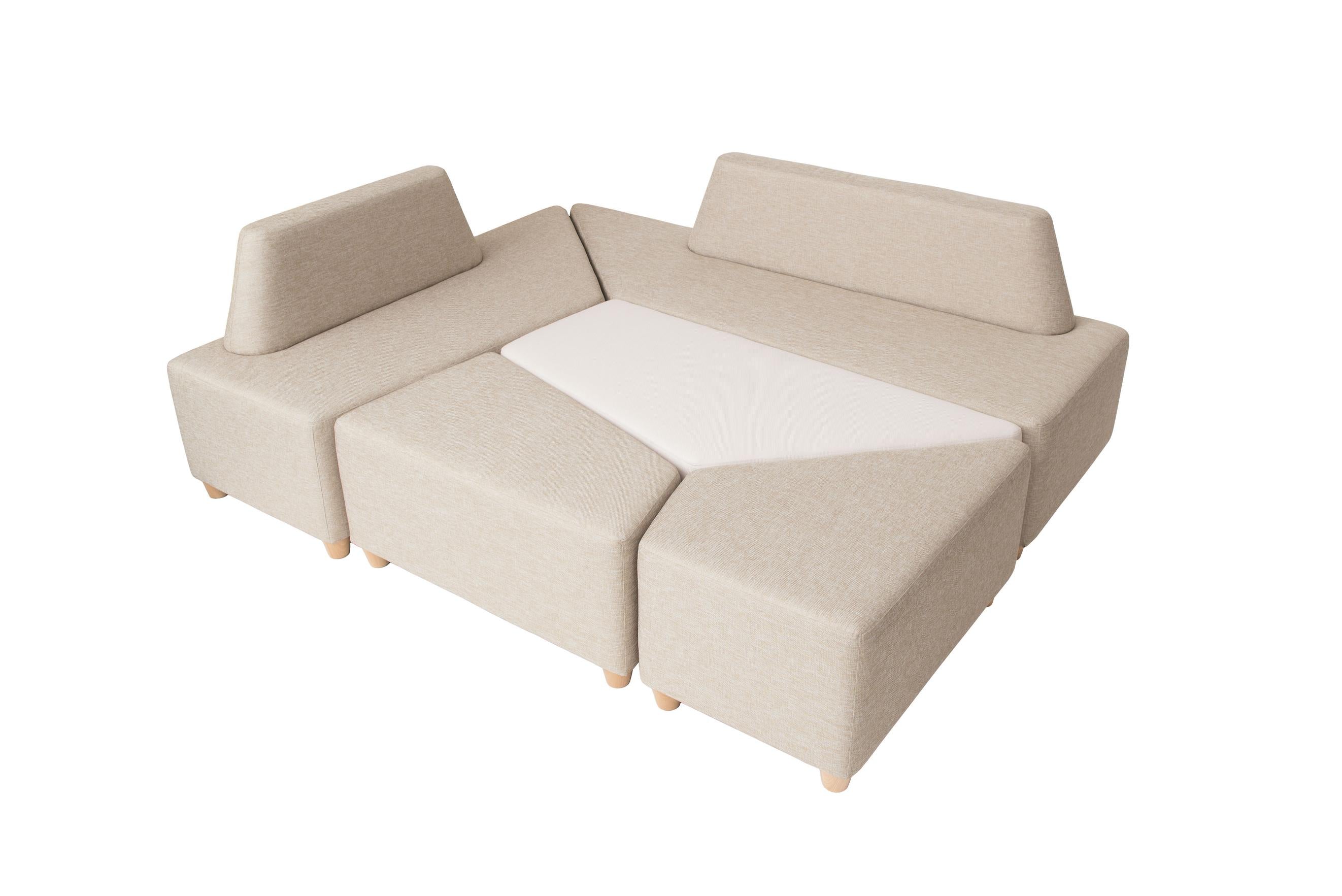 Moderne, beige Sitzlandschaft ideal für Foyers.