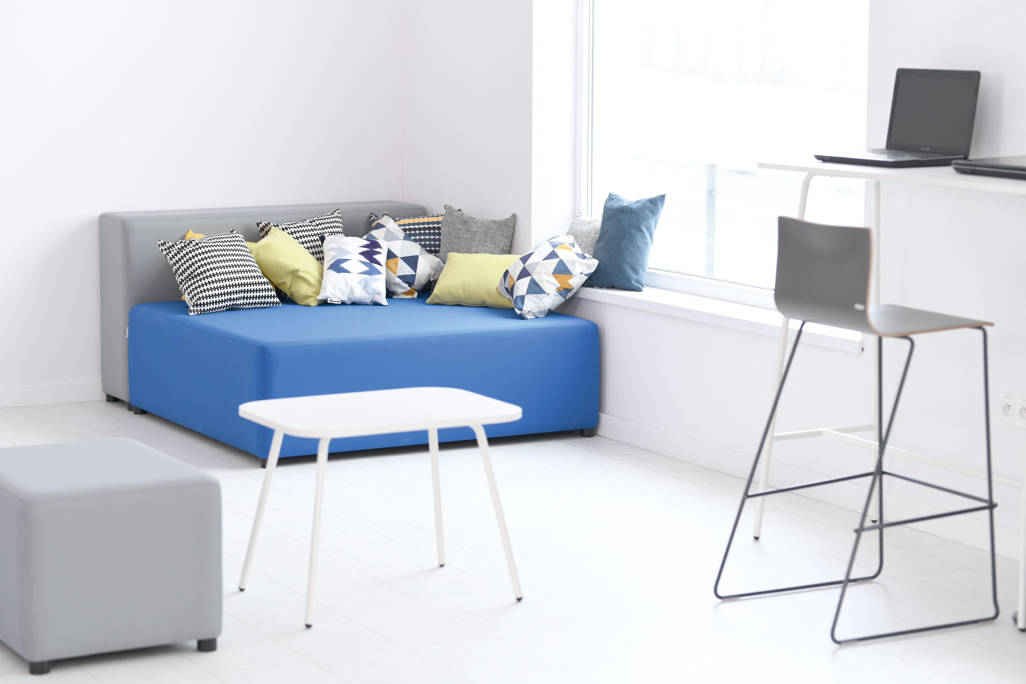 Modul Blocks maxi – Beistelltisch mit 4 Beinen, H 50, weiß