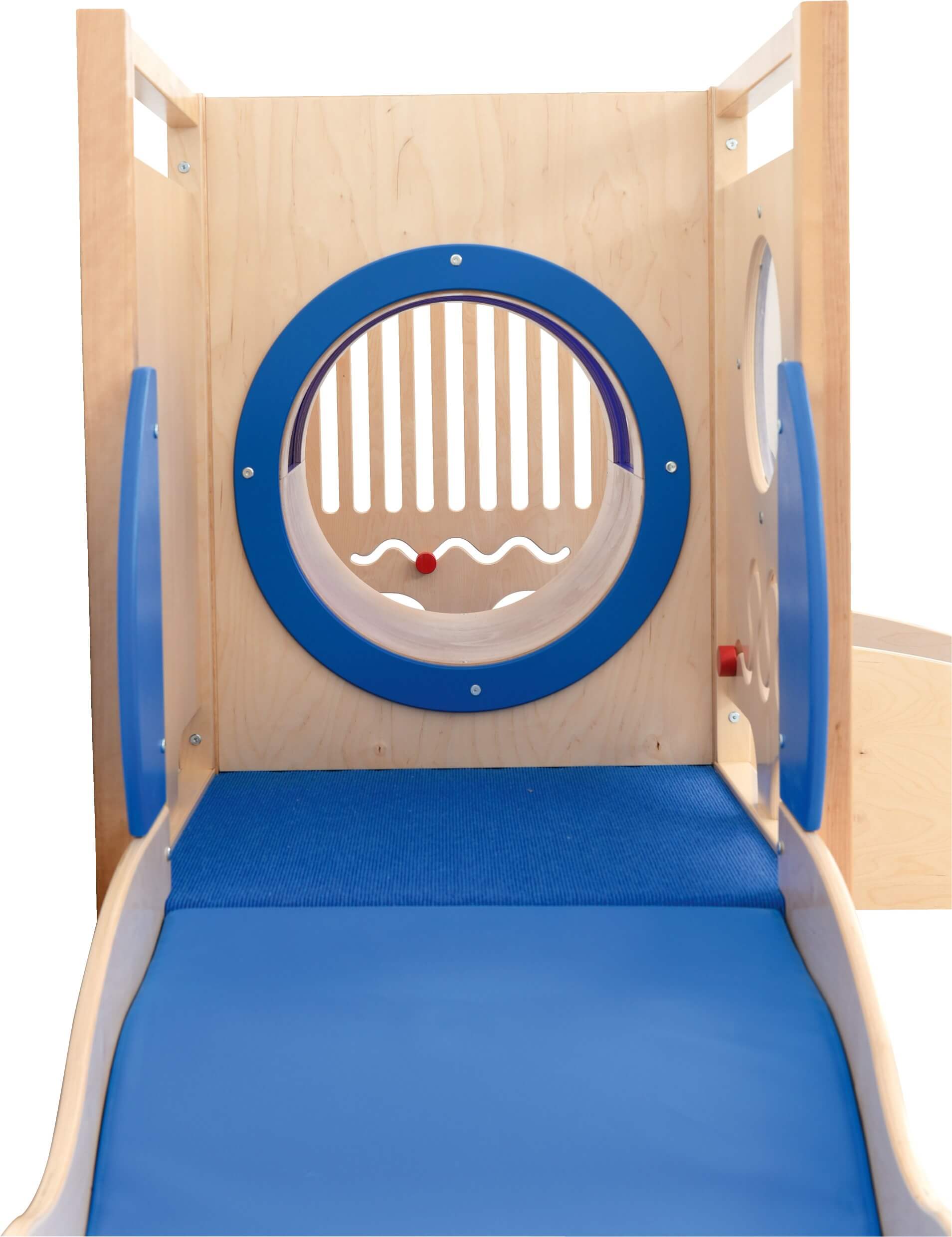 Kindergarten und Krippen Spielpodest U-Boot 3 Detailansicht Rutsche