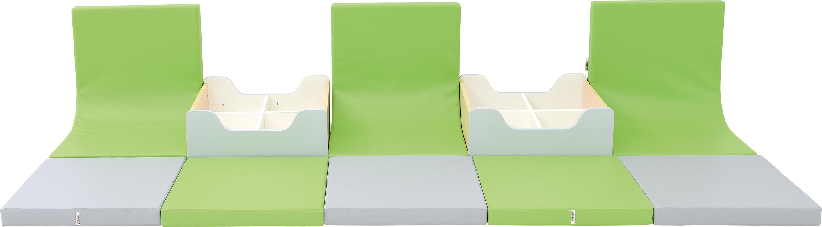 Komfortable Leseecke mit Matten und Bücherkisten. - Produkt wird im Kindergarten oder Schule genutzt.