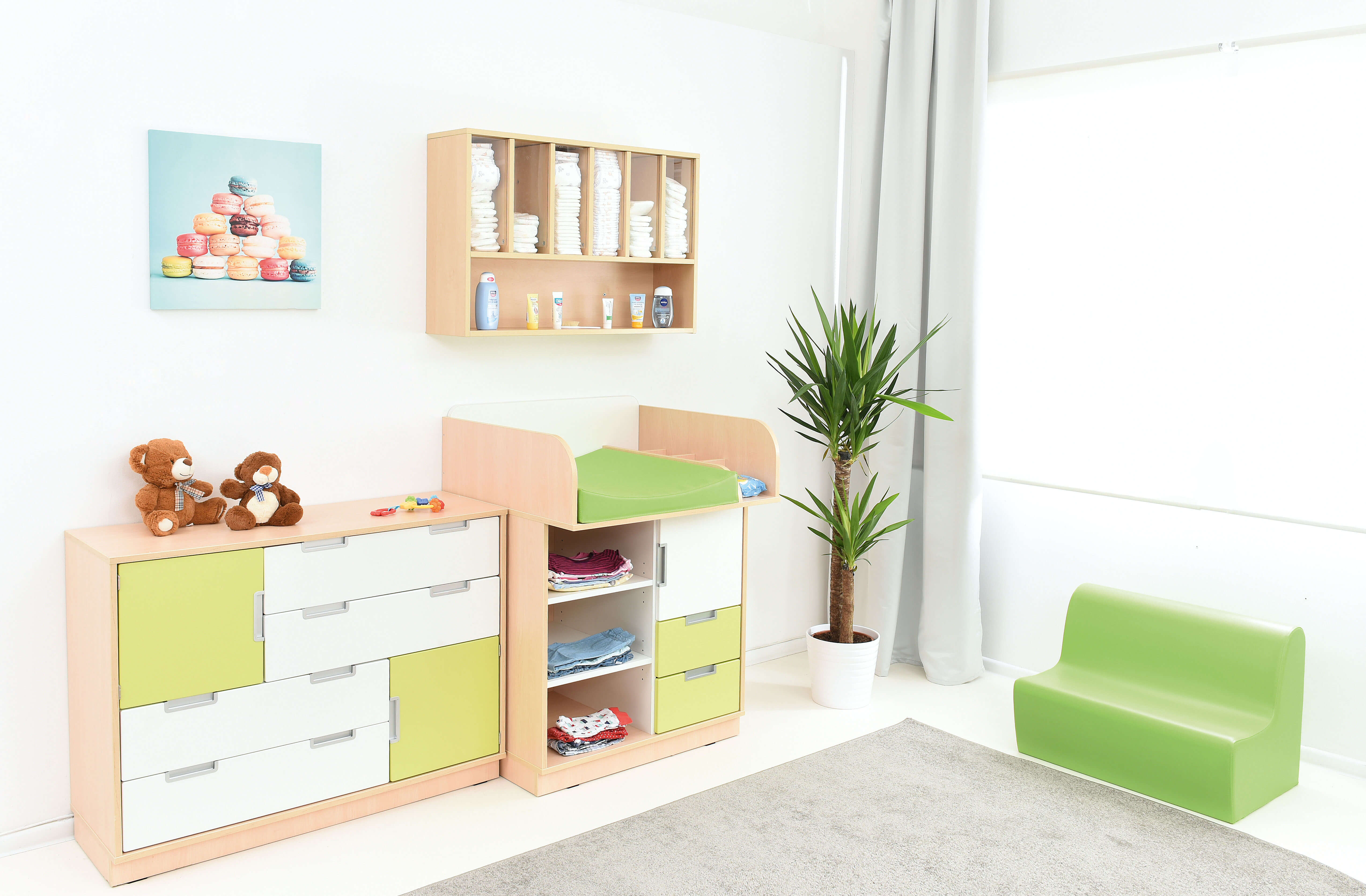 Wickelkommode Quadro, versch. Farben u. Dekore. Geeignet für die Krippe, Kita & Kindergarten.